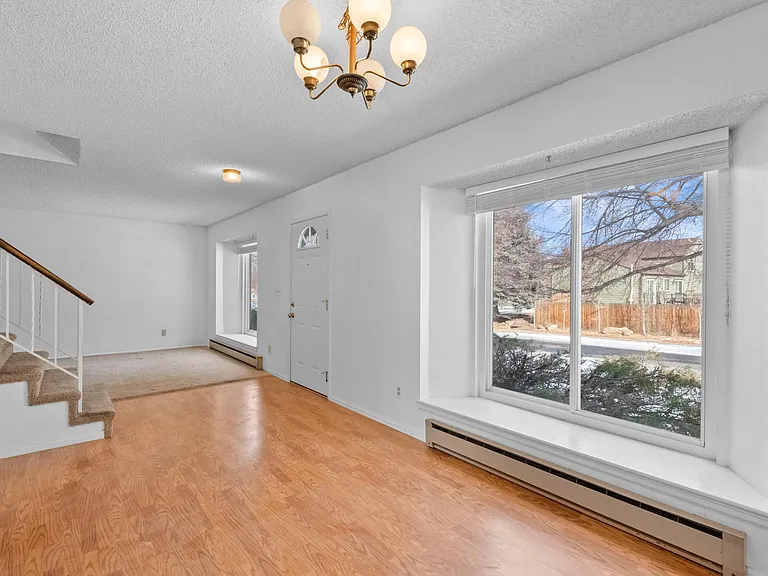 1009 S Lewiston Way — Photo 12