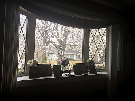 3rd image of 1041 Nancy Dr