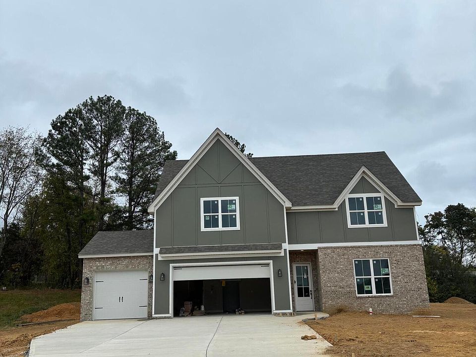 1st image of 279 Clover Cir