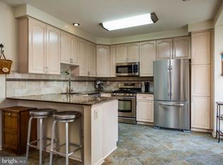 6228 Roudsby Ln, Alexandria, VA 22315