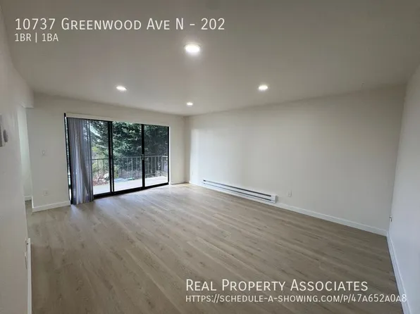 10737 Greenwood Ave N APT 202, Seattle, WA 98133