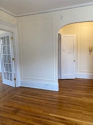 1st image of 124 W 72nd St APT 8B