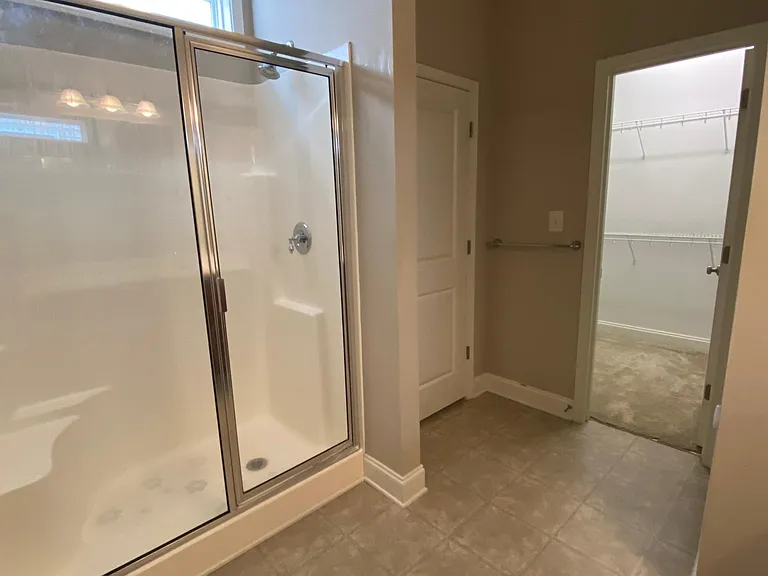 120 Denby Cir — Photo 11