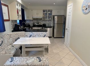 107 Hanson Rd, Mississauga, ON L5B2E3