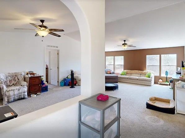 6550 N Pelto Path, Tucson, AZ 85743