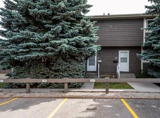 14736 NW Deerfield Dr SE #47, Calgary, AB T2J5Y1
