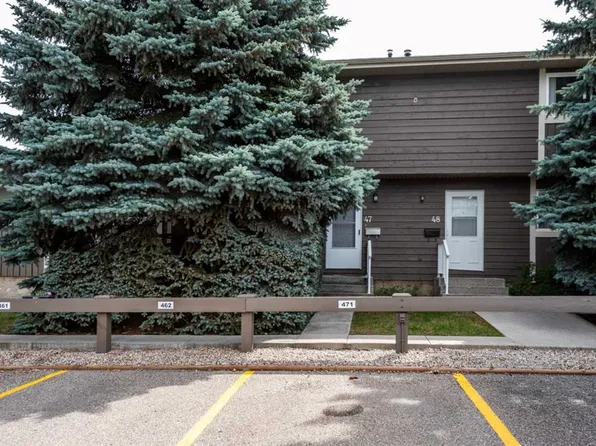 14736 NW Deerfield Dr SE #47, Calgary, AB T2J 5Y1