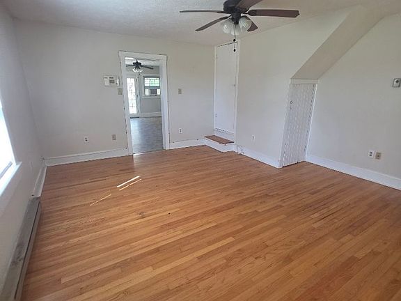5th image of 1400 Minebank Rd