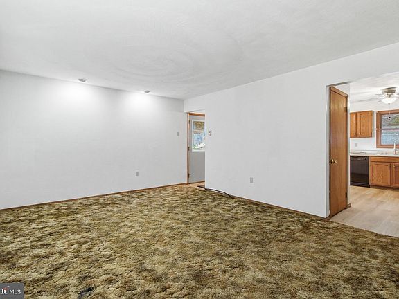 5th image of 102 Surveyor Rd
