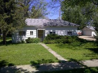 659 5th St SW, Huron, SD 57350