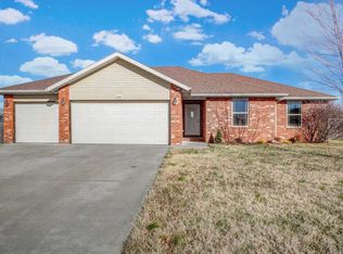 4347 W 1st St, Battlefield, MO 65619