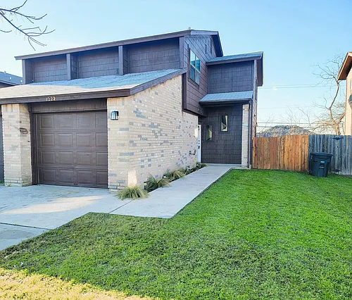 1222 Westway Cir Photo 1