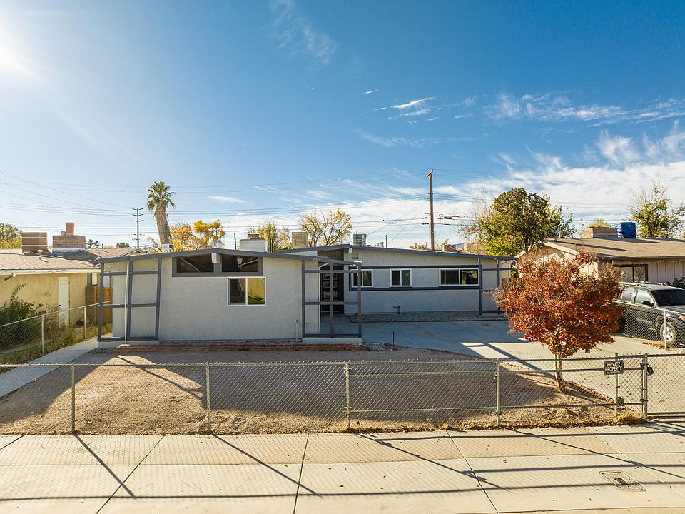 1st image of 1016 W Avenue H3