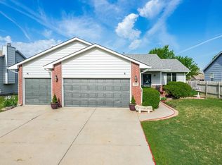1691 N Prairie Run Cir, Mulvane, KS 67110
