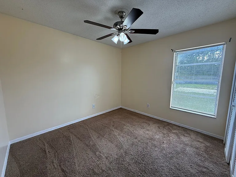 4712 Dandelion Dr — Photo 23