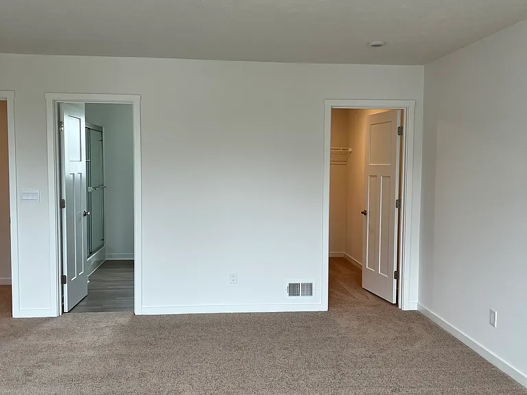 38 Hemingway Ave — Photo 10