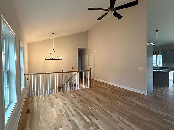 4th image of 54 High Street