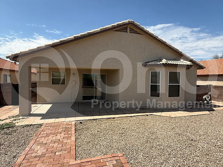 2396 W Silverbell Tree Dr — Photo 21