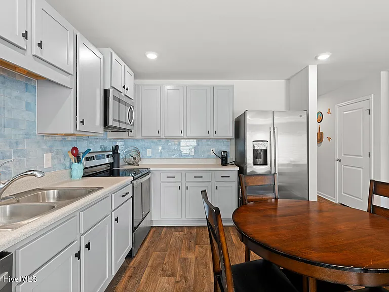 316 Cleat Dr — Photo 17