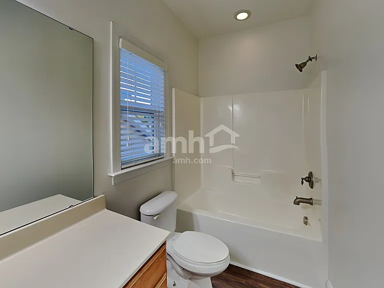 3041 Scottcrest Way — Photo 17