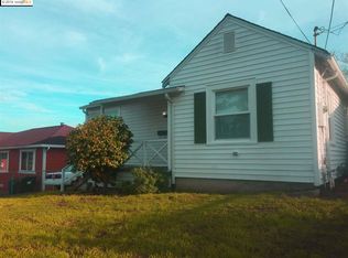 1320 Chestnut St, Martinez, CA 94553