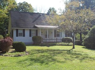 3889 Easton Rd, Barberton, OH 44203