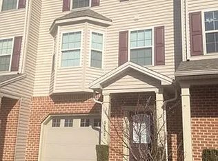 6466 Creekbend Dr, Mechanicsburg, PA 17050
