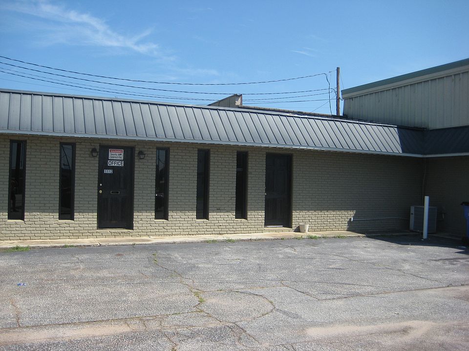 2nd image of 1112 Poinsett Hwy