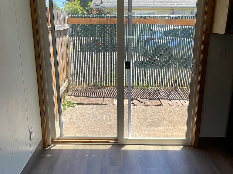 5437 SE 87th Ave #A — Photo 8