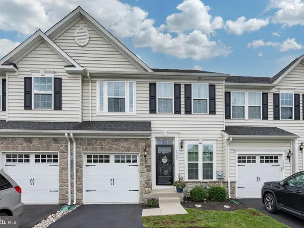 1982 Penngrove Ter, Lansdale, PA 19446