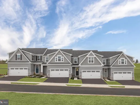 450 Leopold Ct, Huntingdon Valley, PA 19006