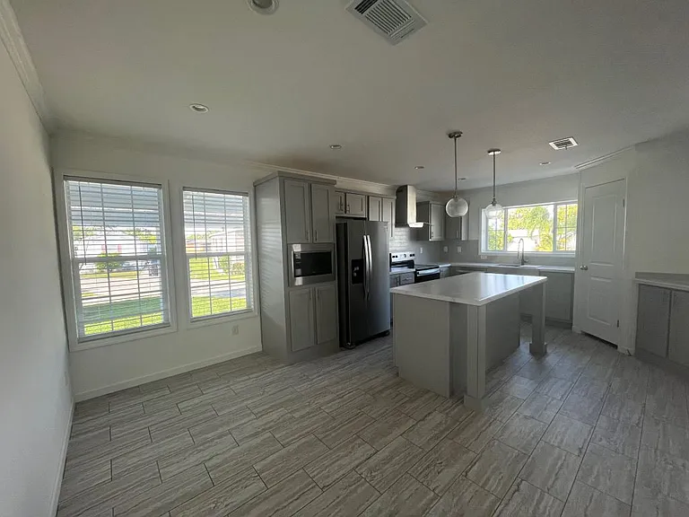 18 Eland Dr #18 — Photo 13