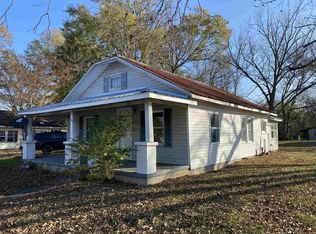148 N Maple St, Adamsville, TN 38310