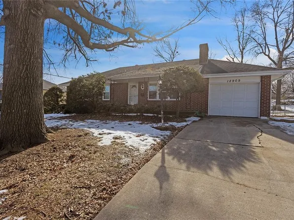 12909 E 41st St S, Independence, MO 64055