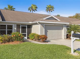 2419 Fairway Oaks Dr, Palmetto, FL 34221