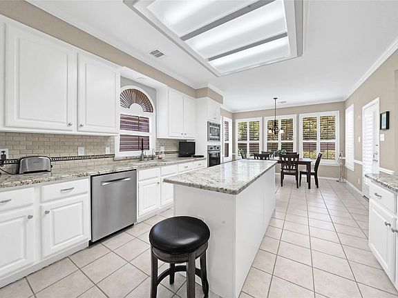 2nd image of 13903 Carriage Walk Ln