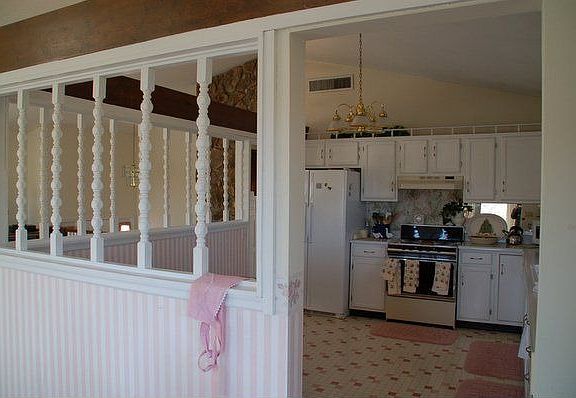 Airy Kitchen