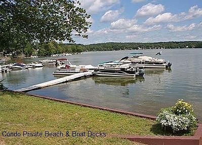 Condo Private Beach & Dockis