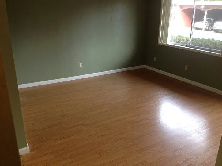 2 bed, 900 sqft, $1,675 — Photo 3