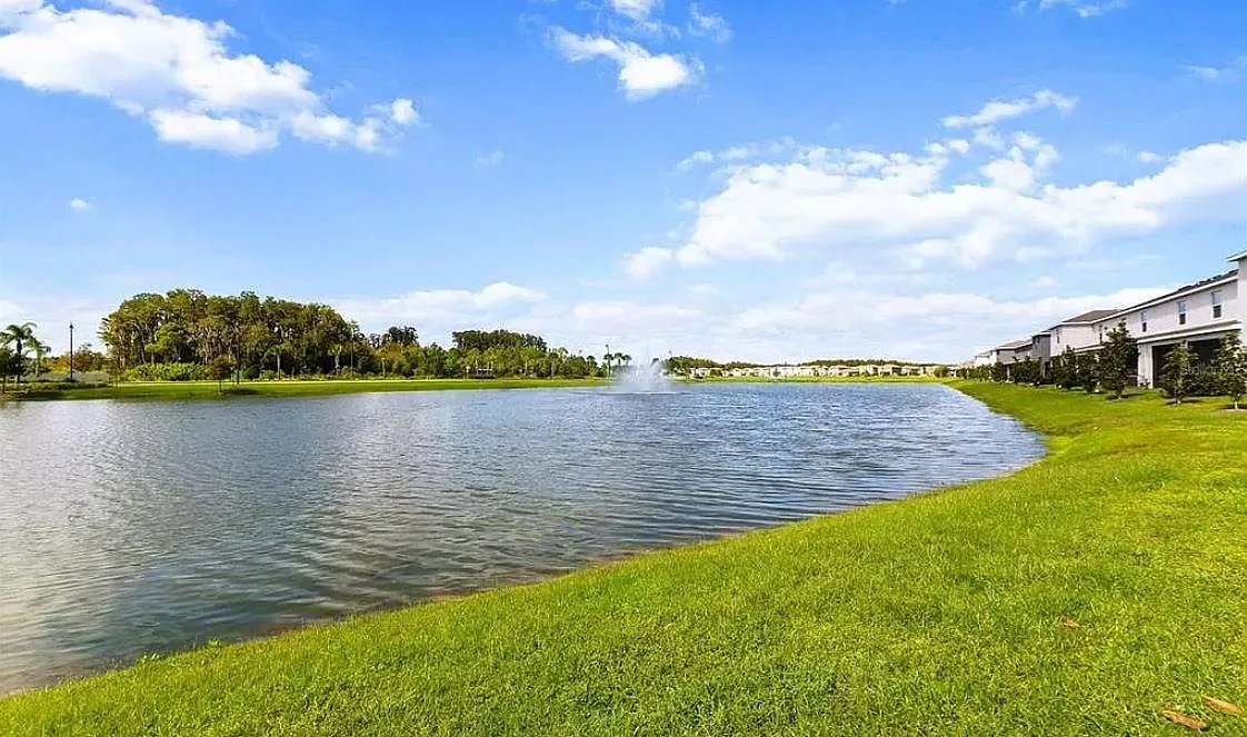2879 Suncoast Blend Dr — Photo 4