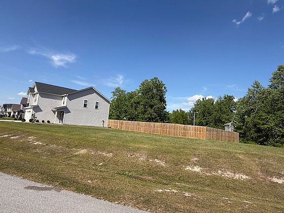 3rd image of 400 Bulrush Ct