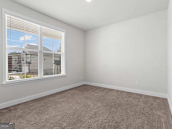 5th image of 3479 Jasmine Way SW