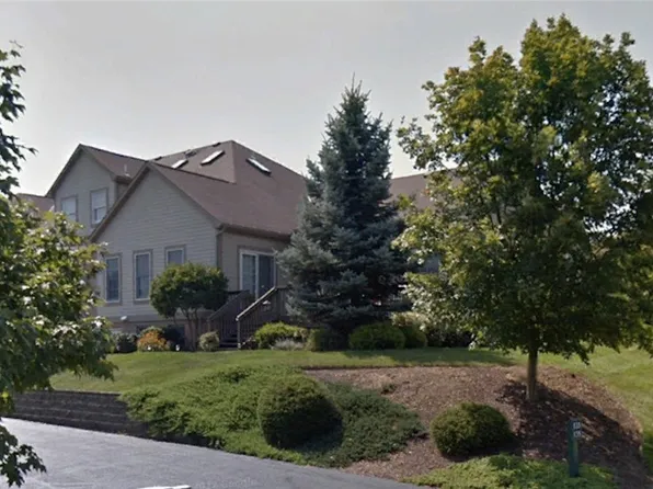 133 Aspen Ln, Seven Fields, PA 16046