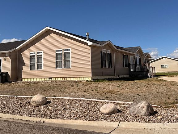 4th image of 10 11th St