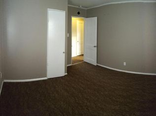 4022 Cypress Rd, Saint Ann, MO 63074