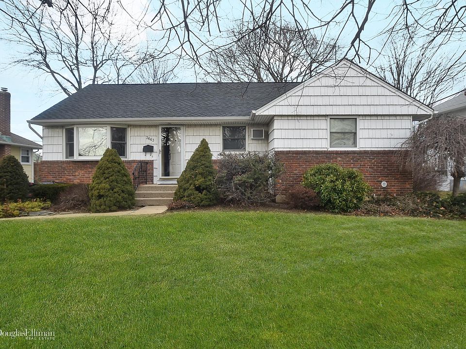 1st image of 3663 Woodbridge Ln N