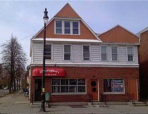1st image of 376 Grant St