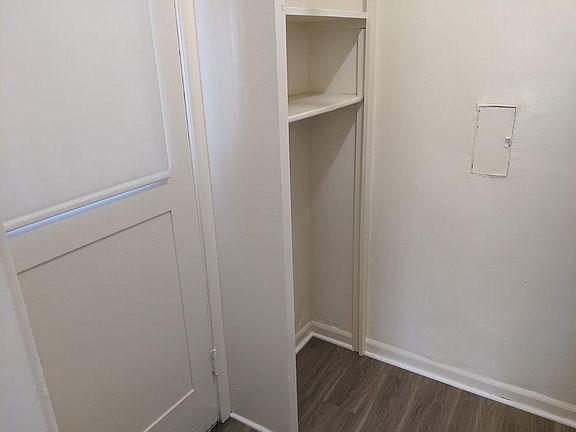 2nd image of 516 N Madison Ave #516