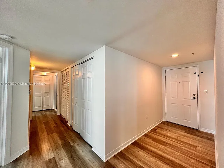 1155 Brickell Bay Dr #16 — Photo 18