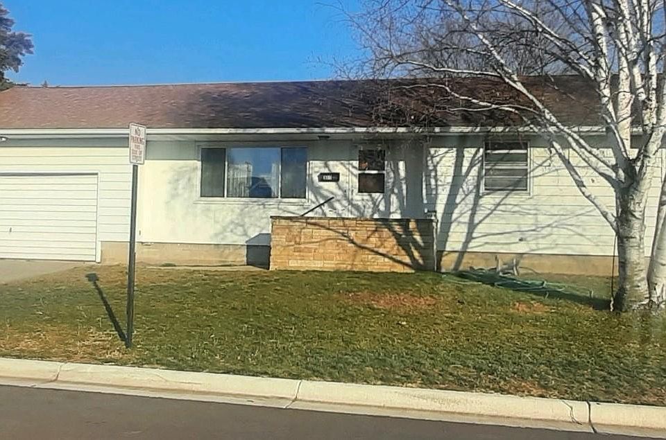 1st image of 311 6th Ave S